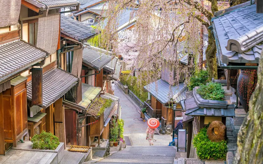 A stepped lane of wooden houses in the Higashiyama district of Kyoto